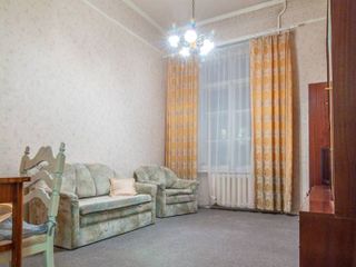 2к квартира у Эрмитажа с парковкой