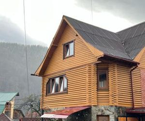 Cottage u Romana Yaremche Ukraine