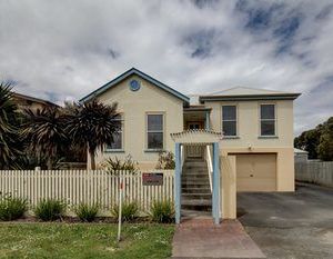 Beach Breeze Apartment Port Fairy Australia