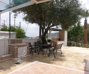 Kanarinis Apartments Omodhos Cyprus