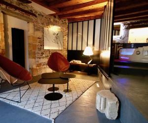 Le Clos de Sainte Croix Lyon France