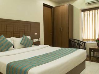 Hotel pic JK Rooms 117 Majestic -Opp. Airport