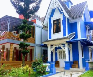 Zevannya Villa Praha Kota Bunga 2 Cianjur Indonesia