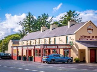 Hotel pic Nevins Newfield Inn Ltd