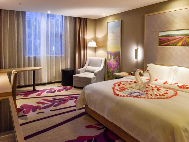 Hotel Photo 12