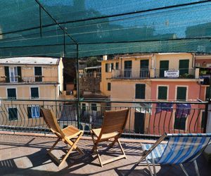 Cà DAxéu Traditional Apartment Vernazza Italy
