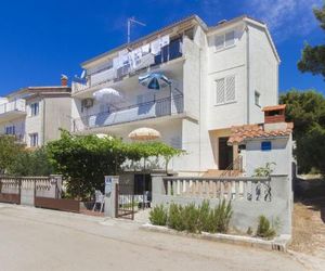 Apartments Ivo Primosten Croatia