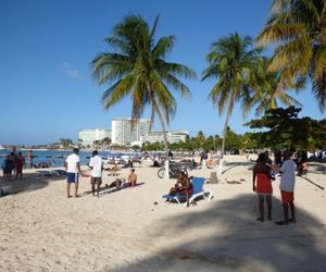 Beach One Bedroom Suite A20 Ocho Rios Jamaica