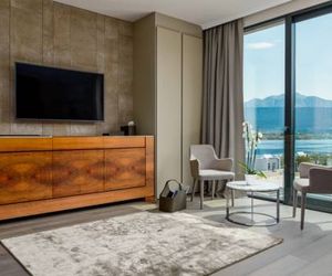 La Perla Hotel & Resort by Dukley Bjelila Montenegro
