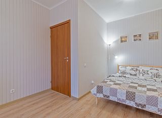 Просторная квартира с балконом в новом доме