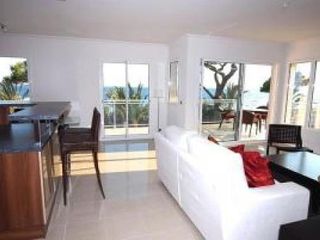 Hotel pic Stunning 2 Bed Apt on the seafront of Cannes in a high class secure bu