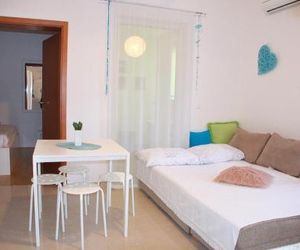 Babe beach Apartment Novaglia Croatia