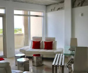 Outstanding 2/2.5 Downtown Miami/City Center United States