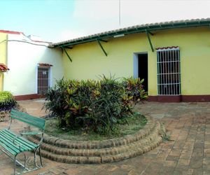 Hostal Minerva y Rolando Trinidad Cuba