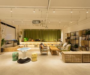 Phoenix Egg Youth Hostel Zhuhai China