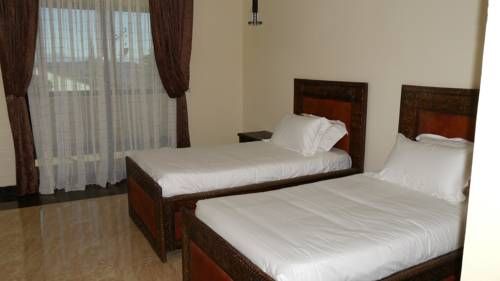Hotel Photo 9