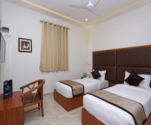 Capital O 10148 Hotel Paras Royale Kota India