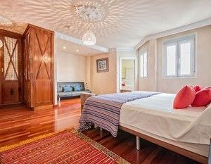 Three-bedroom apartment with terrace Emma Malaga Spain