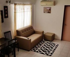 Basic & Cozy Home Bayan Lepas Malaysia