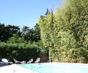 Le Mas Des Dames Avignon France