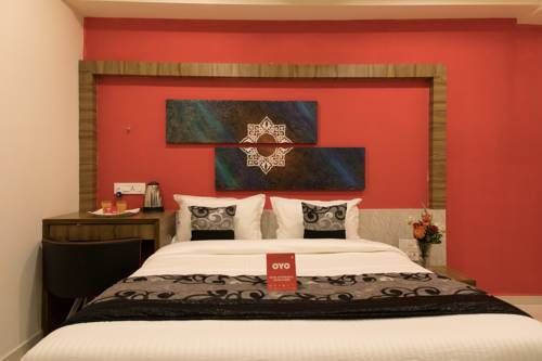 OYO 10254 Hotel Taha Pride