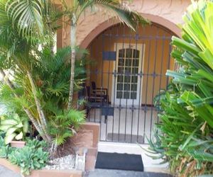 Cozy Apartment 3 Kingston Jamaica