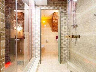 Отель Генезис