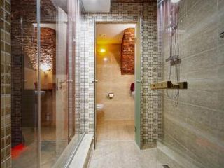 Отель Генезис