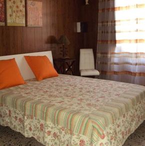 NearBy Hotel