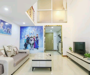 2 Bedroom Loft Apt FROZEN near Chimelong Dashi China