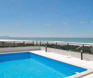 Lindo apartamento de cobertura de frente para o mar com piscina privativa! Ingleses Brazil