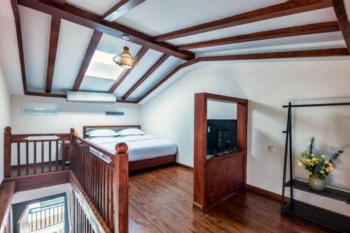 Hotel Photo 6