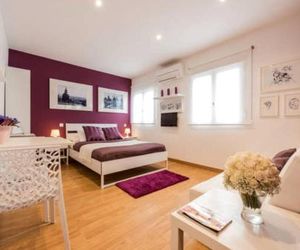 Apartamento en Calle Jardines - Madrid Centro Madrid Spain