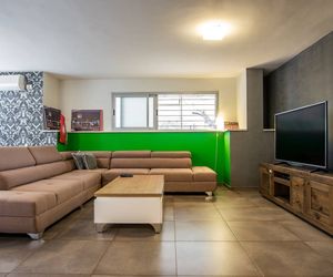 The Chic Home of Old North / Basel 1BR Tel Aviv Israel