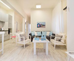 Stylish 2BD 4min Walk to The Beachfront by Sea N Rent Tel Aviv Israel