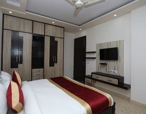 OYO 10960 Hotel Royal India Samalka India
