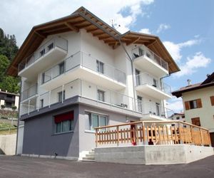 Appartamenti ai Stabli Mezzana Italy