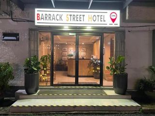 Фото отеля Barrack Street Hotel