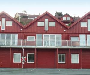 Three-Bedroom Apartment in Lindesnes Spangereid Norway