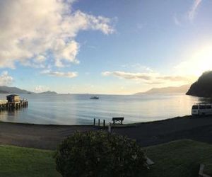 French Pass Beachfront Villas Endeavour Inlet New Zealand
