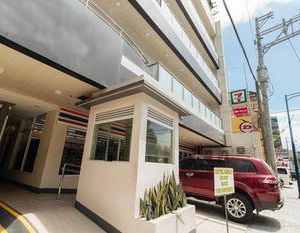 RedDoorz Premium @ Sampaloc Makati Makati City Philippines