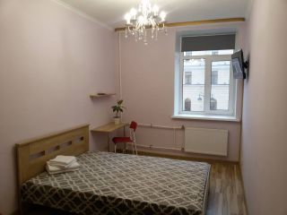 Ларец на Невском