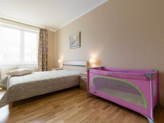 Nevsky 10 minutes walk -"LUX" apartments