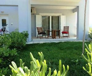 Apartment with gardens (ideal for surfers) Lefkada Town Greece