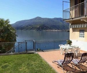 Casa Riva Tronzano Lago Maggiore Italy