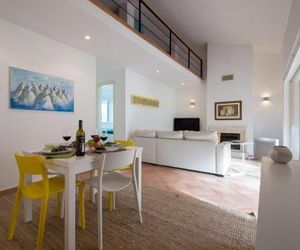 Exciting Beach Apartment Charneca Portugal