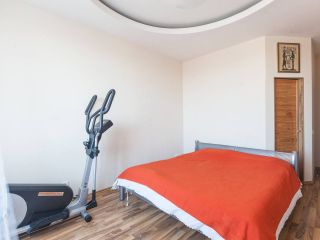 Penthouse-style 140 sq m 2-bedrooms, view