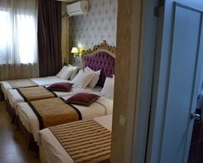 NearBy Hotel