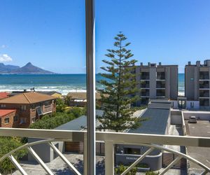 Mont Blu Condo Bloubergstrand South Africa