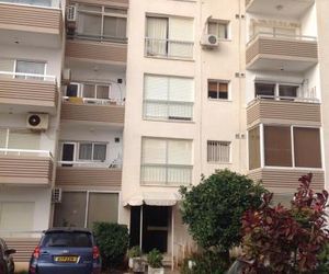MIKISs SeaGate Studio Aprt. Larnaca Cyprus